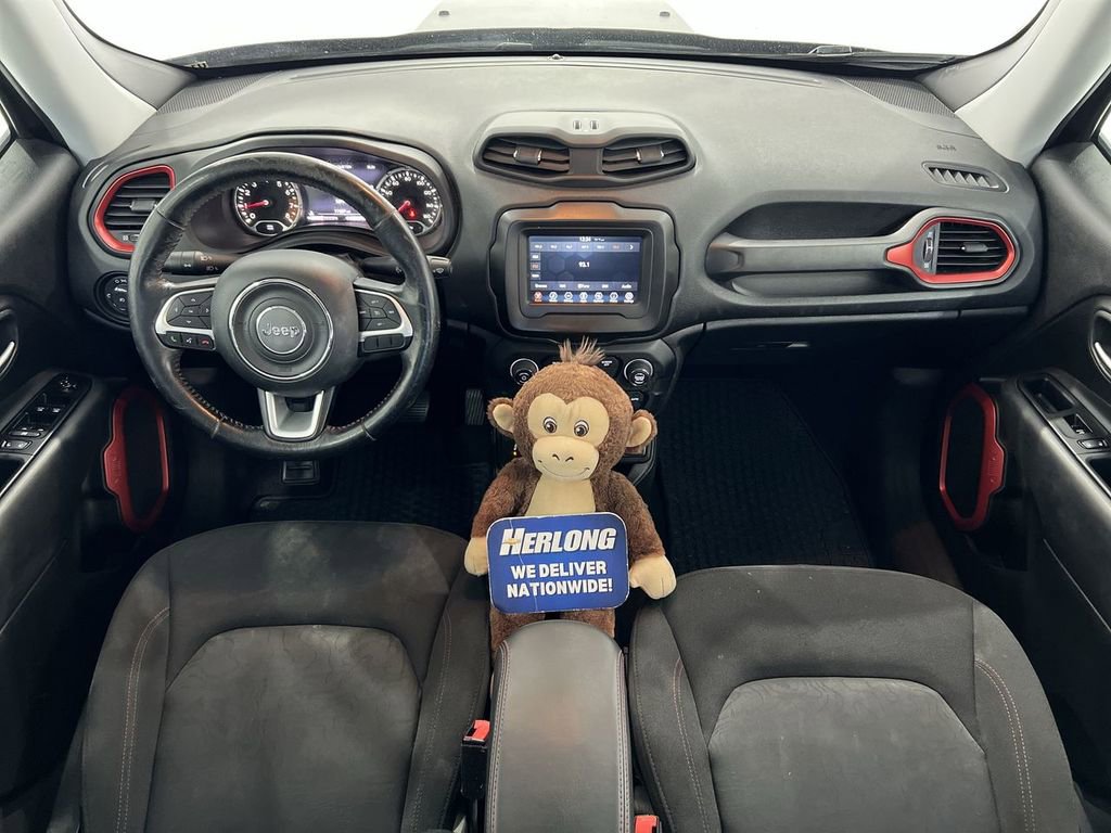 Used 2020 Jeep Renegade Trailhawk w/ Cold Weather Group image 18