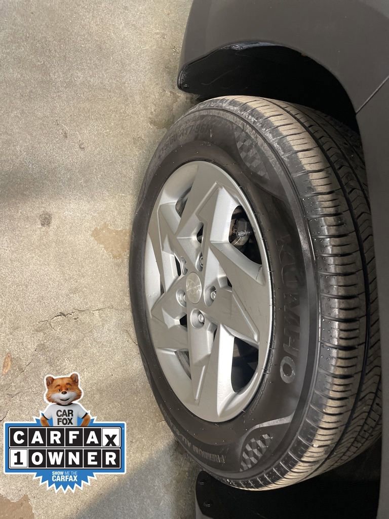 Certified 2024 Hyundai Kona SE image 35