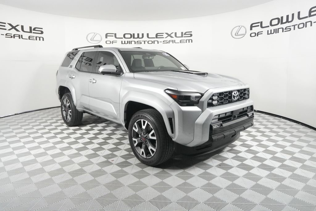 Used 2025 Toyota 4Runner TRD Sport Premium image 3