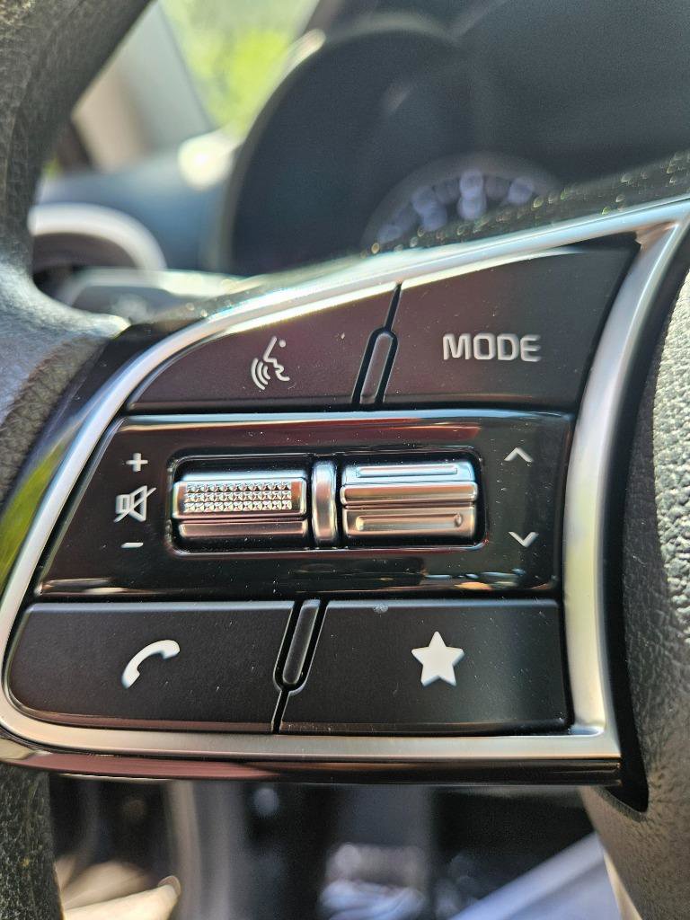 Used 2023 Kia Forte LXS image 12