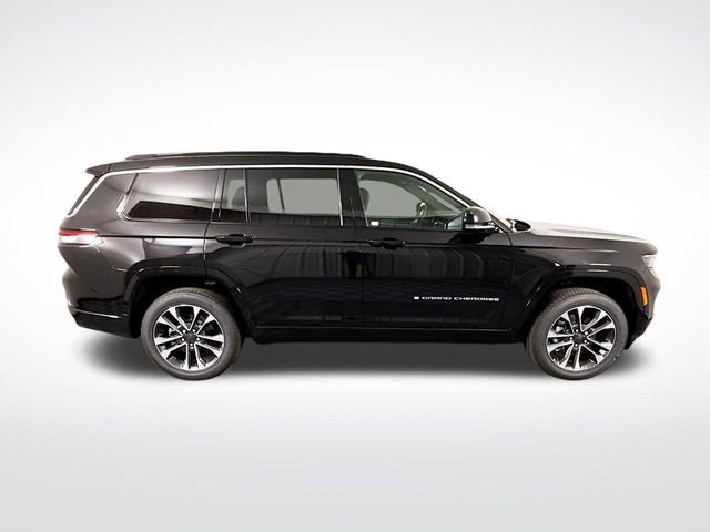 New 2025 Jeep Grand Cherokee L Overland w/ Luxury Tech Group IV image 8