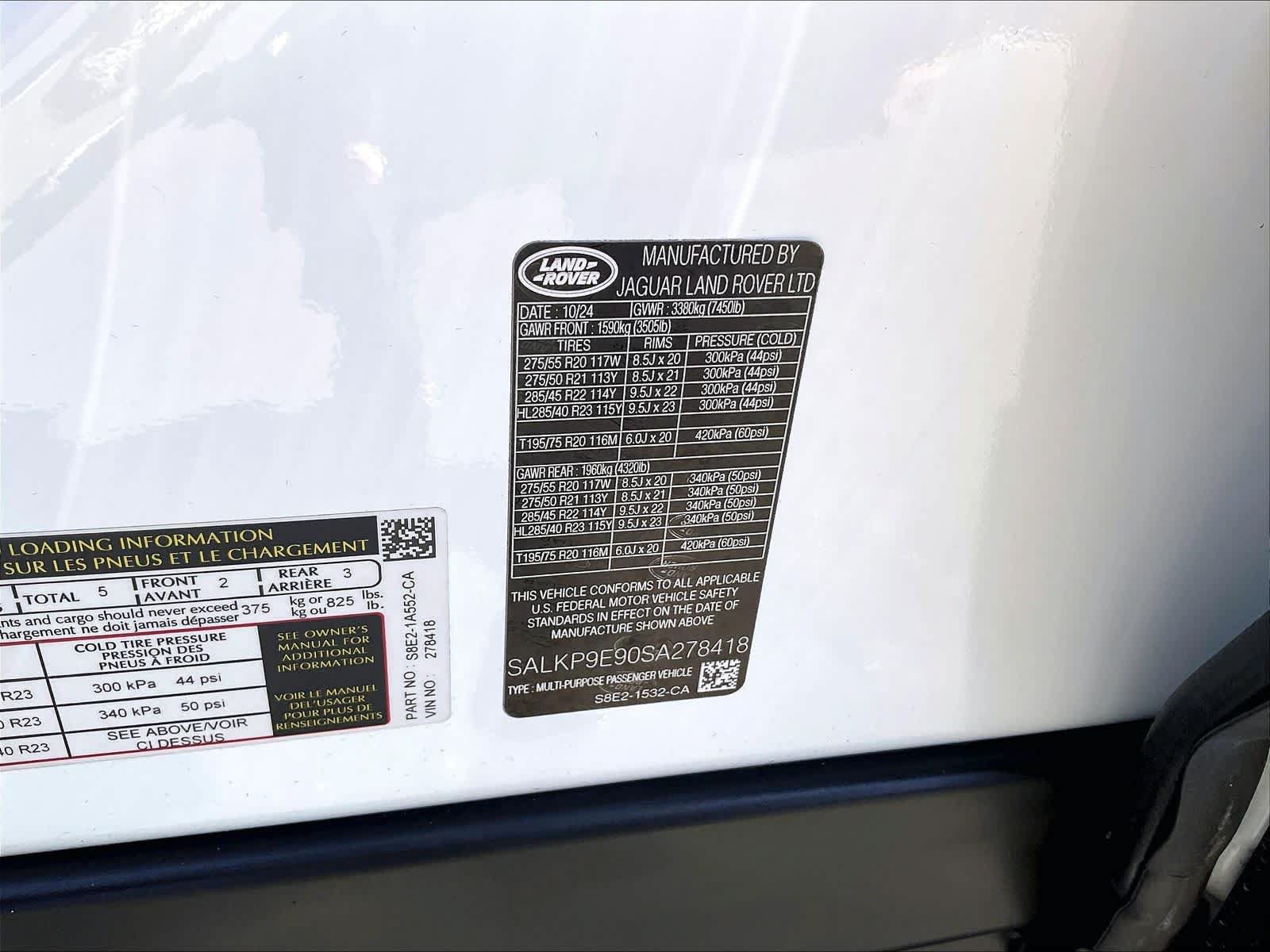 Used 2025 Land Rover Range Rover SE AWD/4WD image 35
