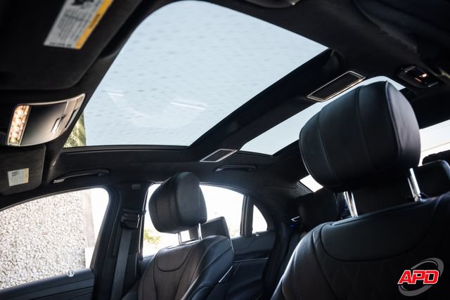 Used 2018 Mercedes-Benz S 560 Sedan image 29