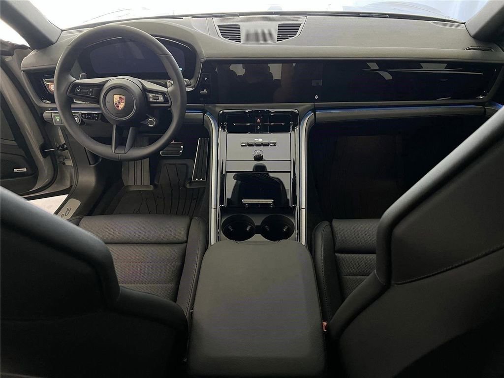 New 2026 Porsche Panamera 4 AWD/4WD image 17