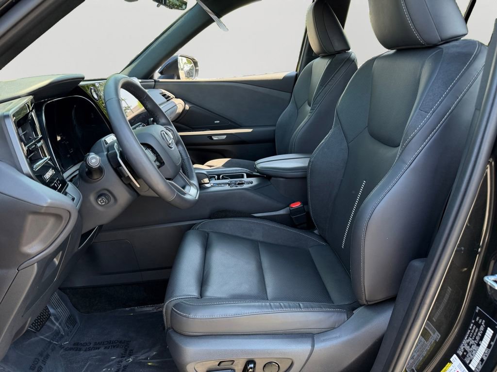 Certified 2025 Lexus TX 350 AWD w/ Technology Package image 16
