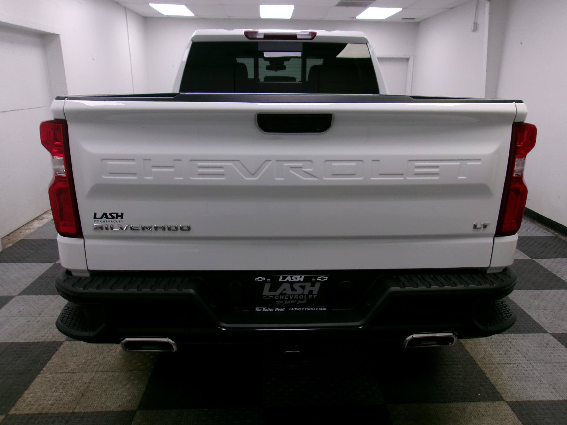 Used 2025 Chevrolet Silverado 1500 LT Trail Boss w/ Convenience Package II AWD/4WD image 12