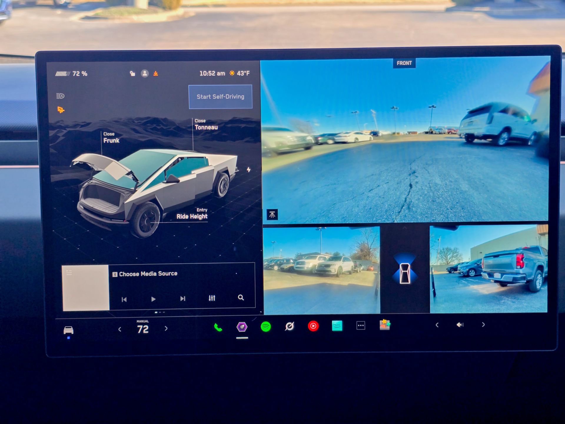 Used 2025 Tesla Cybertruck AWD Crew Cab image 41