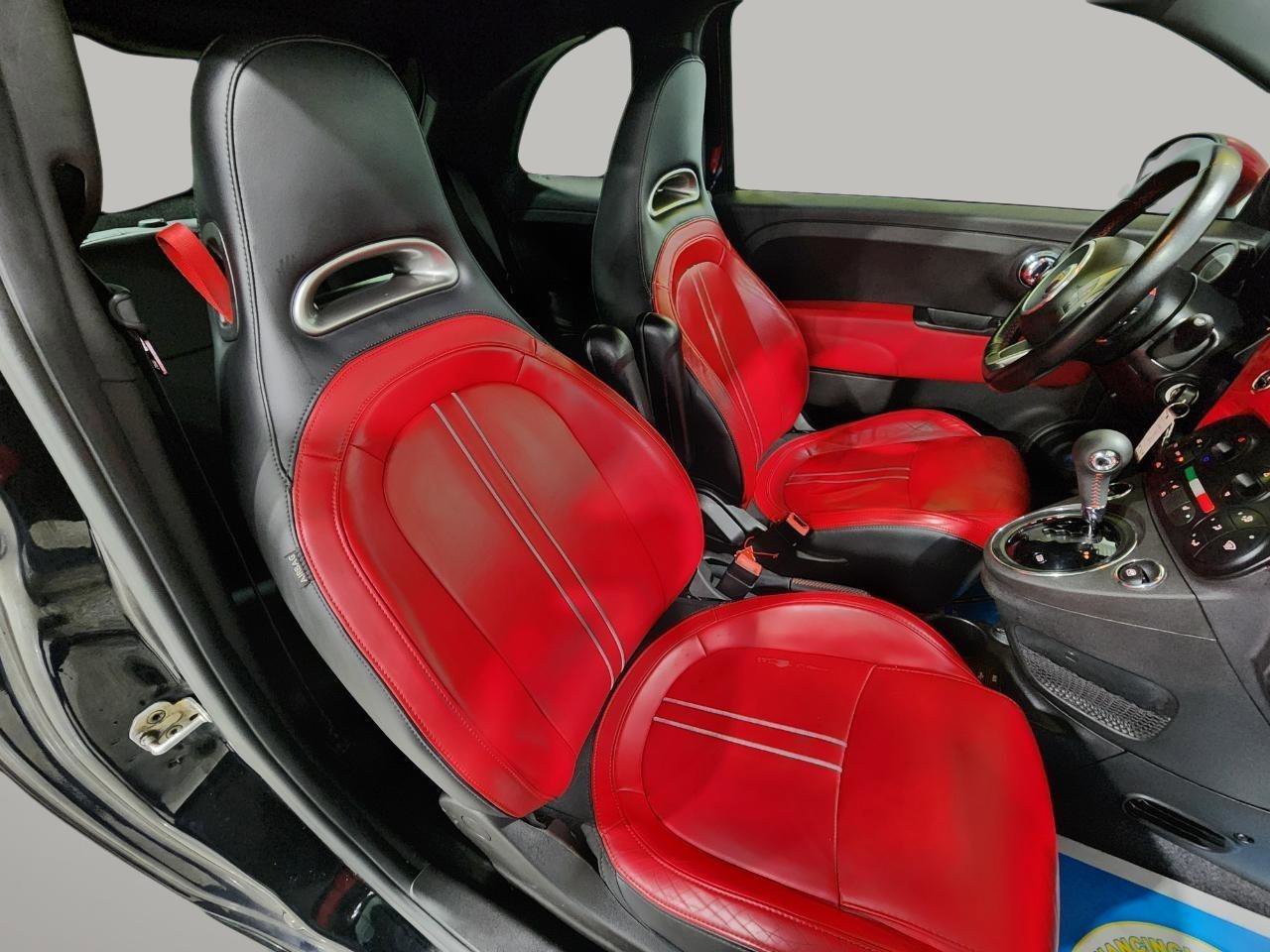 Used 2016 FIAT 500 Abarth w/ Comfort & Convenience Group image 7