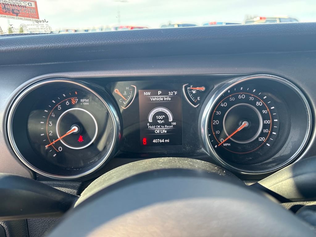 Used 2022 Jeep Gladiator Sport image 16