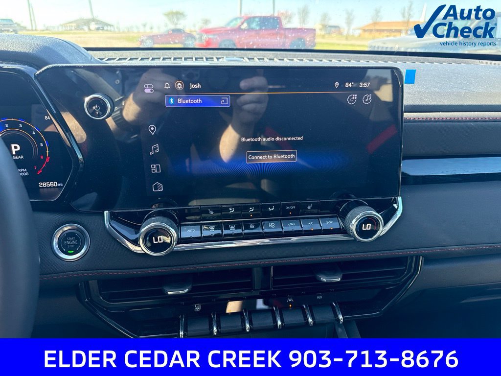 Used 2024 Chevrolet Colorado Z71 w/ Z71 Convenience Package 2 AWD/4WD image 31
