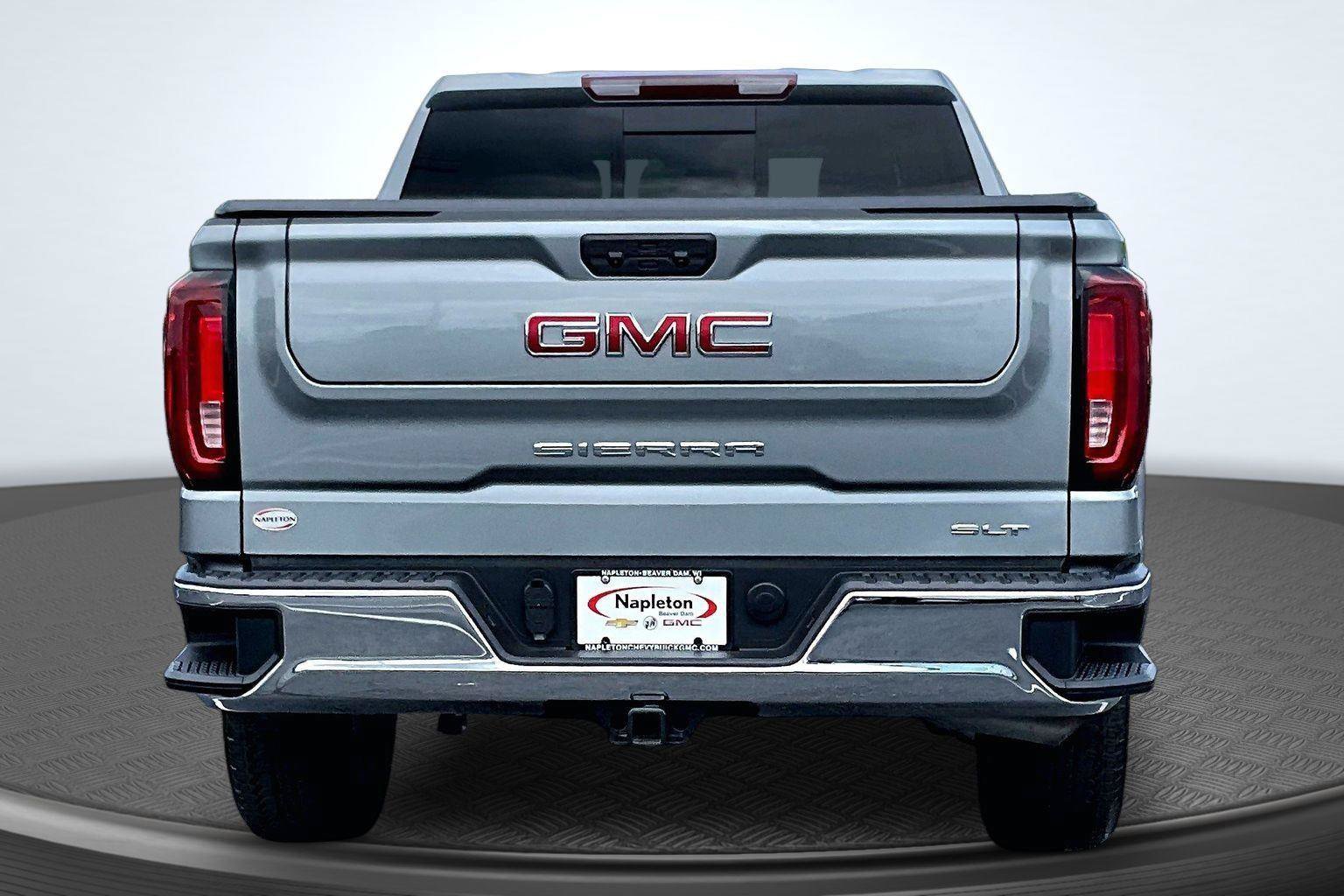 Used 2024 GMC Sierra 1500 SLT w/ SLT Convenience Package AWD/4WD image 4