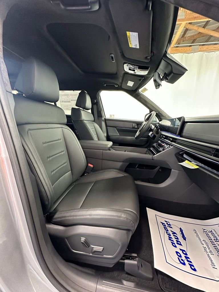 Used 2025 Hyundai Santa Fe Calligraphy AWD/4WD image 19