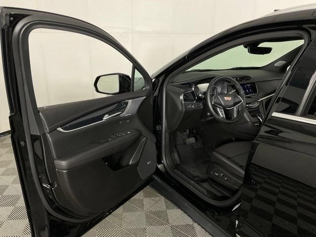 Used 2026 Cadillac XT5 Premium Luxury w/ Driver Assist Package AWD/4WD image 23