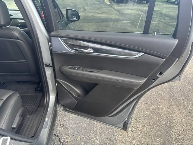 Used 2024 Cadillac XT6 Sport w/ LPO, Onyx Lite Package AWD/4WD image 30
