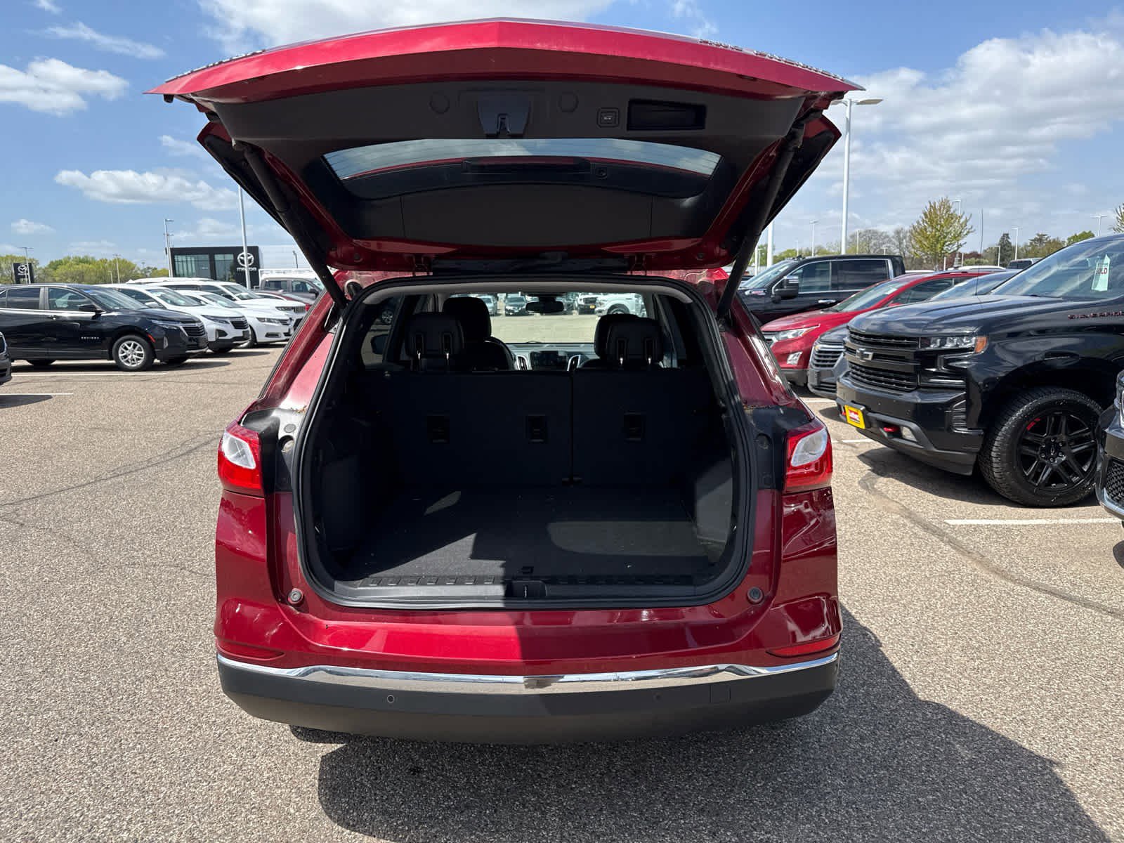 Used 2020 Chevrolet Equinox Premier AWD/4WD image 8