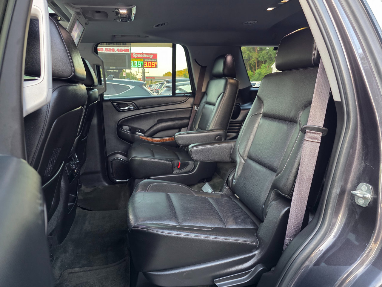 Used 2015 Chevrolet Tahoe LTZ image 11