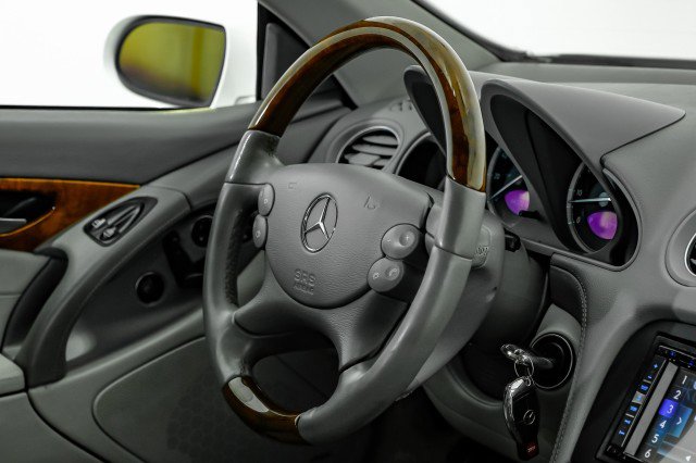 Used 2005 Mercedes-Benz SL 500 image 12