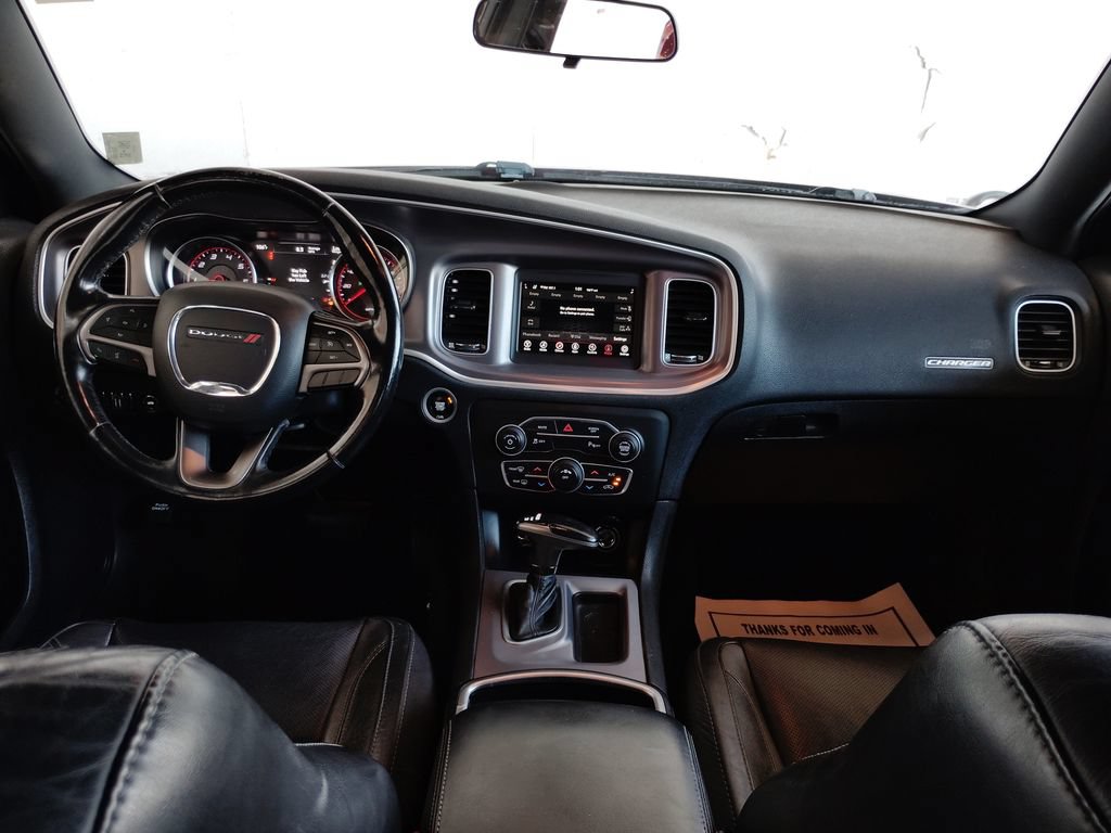 Used 2019 Dodge Charger SXT w/ Leather Interior Group RWD image 33