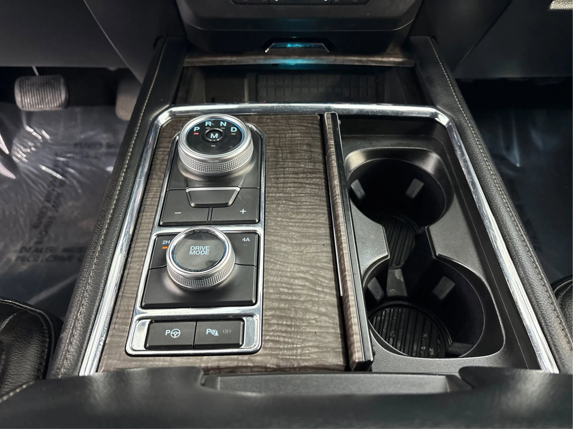 Used 2021 Ford Expedition Max Limited image 22