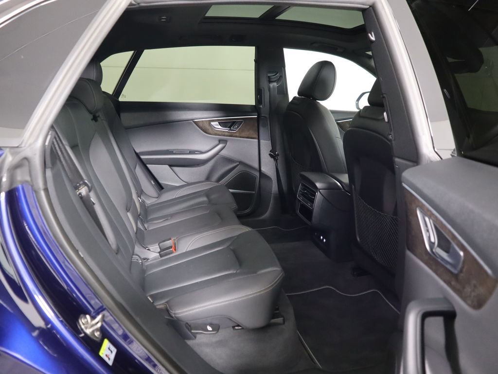 Used 2020 Audi Q8 Premium Plus image 23