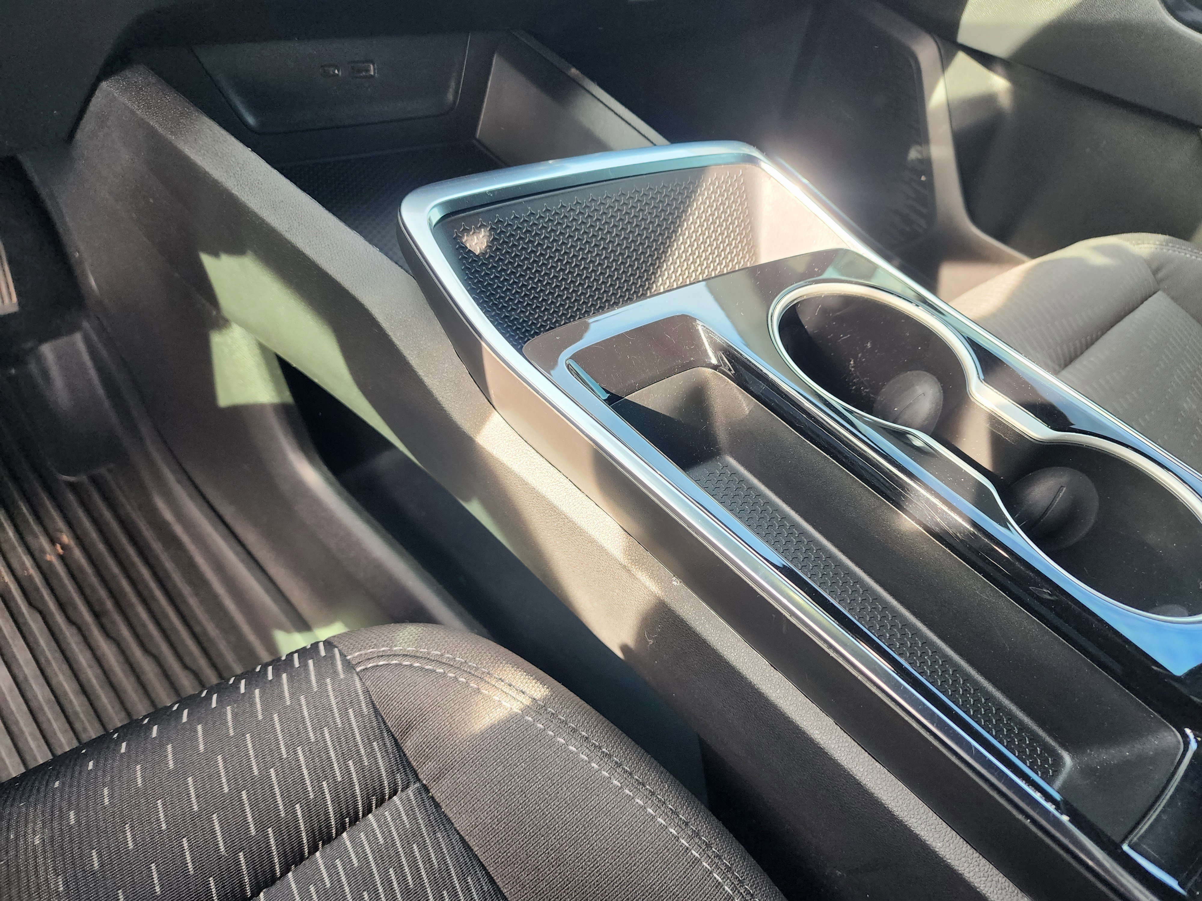 Used 2025 Chevrolet Equinox LT image 34