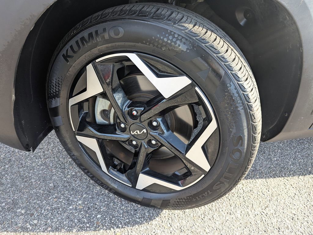 Certified 2024 Kia Seltos EX image 34