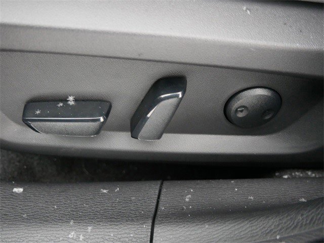 Used 2025 Mitsubishi Outlander SE image 18