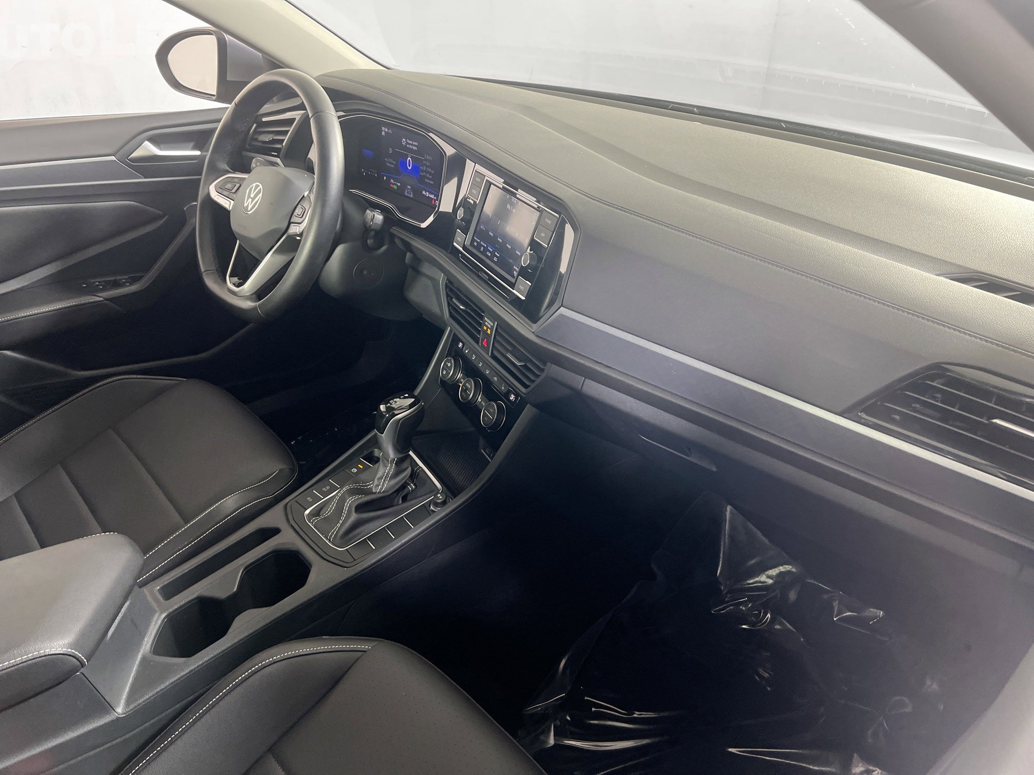 Used 2023 Volkswagen Jetta SE FWD image 27