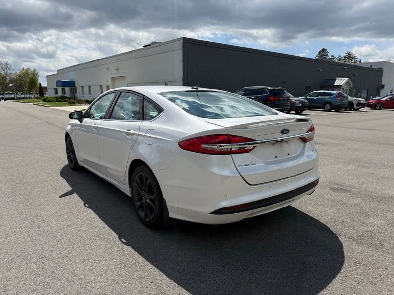 Used 2018 Ford Fusion SE w/ Equipment Group 201A image 8
