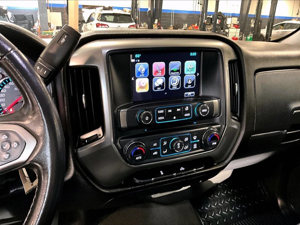 Used 2019 Chevrolet Silverado 1500 LT w/ All Star Edition AWD/4WD image 18