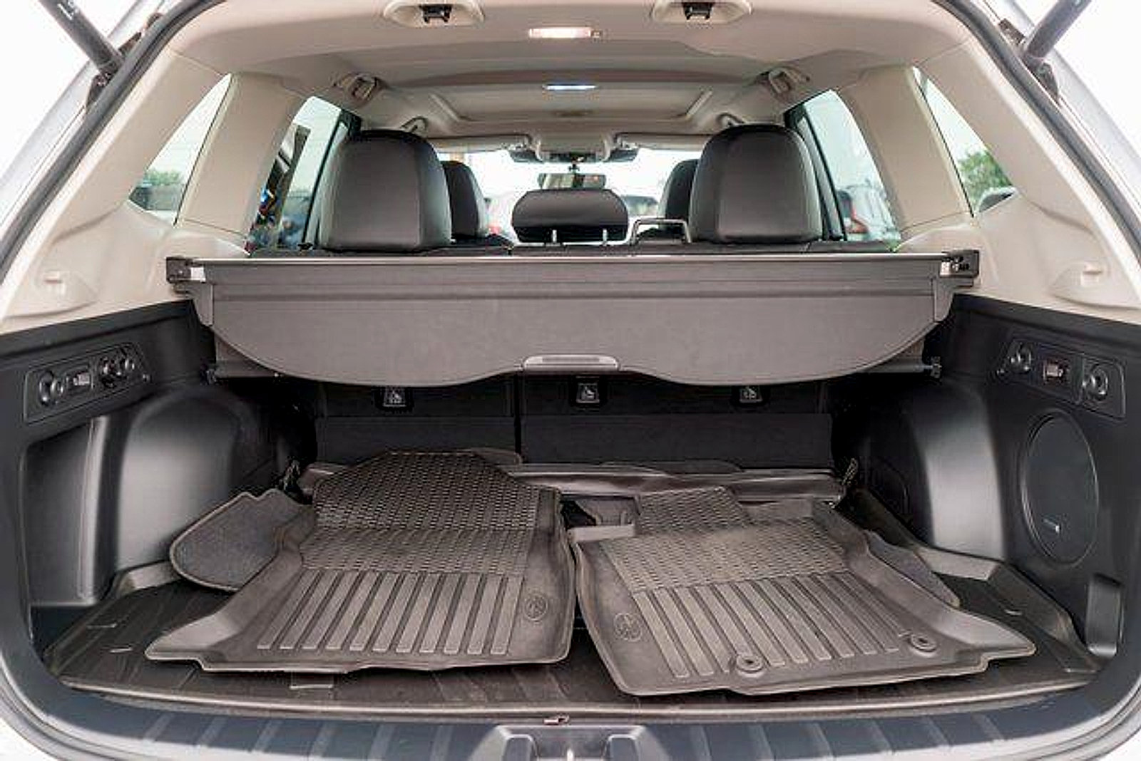 Used 2023 Subaru Forester Limited w/ Popular Package #2 AWD/4WD image 10