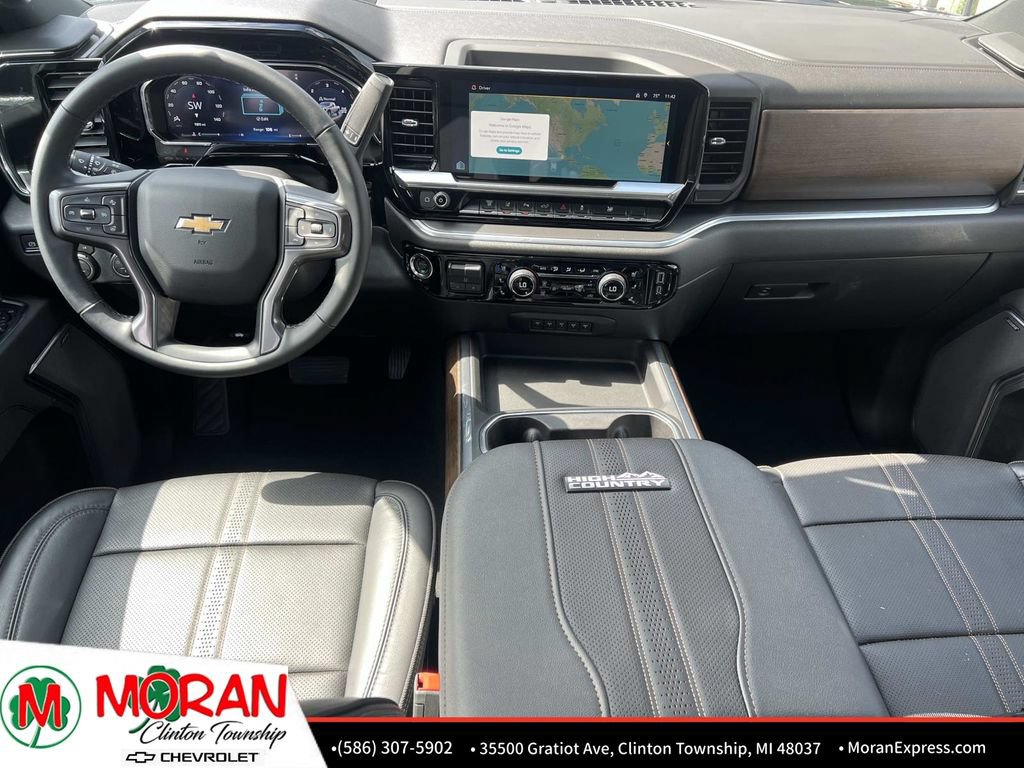 Certified 2026 Chevrolet Silverado 3500 High Country w/ Technology Package AWD/4WD image 15