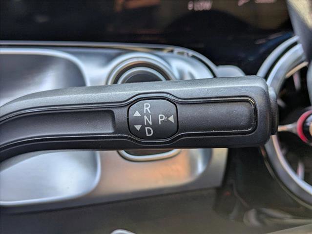 Used 2022 Mercedes-Benz GLB 250 image 12