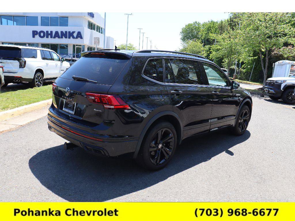 Used 2024 Volkswagen Tiguan SE R-Line AWD/4WD image 7