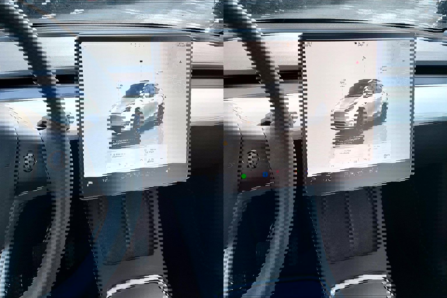 Used 2023 Tesla Model Y Long Range image 6