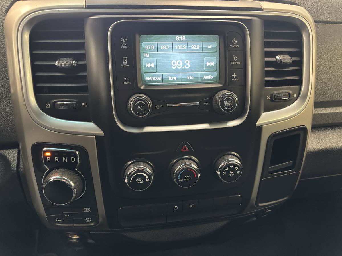 Used 2018 RAM 1500 Classic SLT image 18