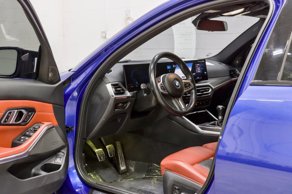 Used 2023 BMW M3 w/ M Carbon Exterior Package RWD image 37