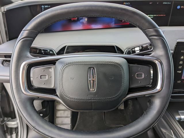 Used 2025 Lincoln Nautilus Reserve w/ Jet Appearance Package image 34