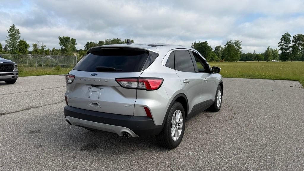 Used 2020 Ford Escape SE FWD image 9