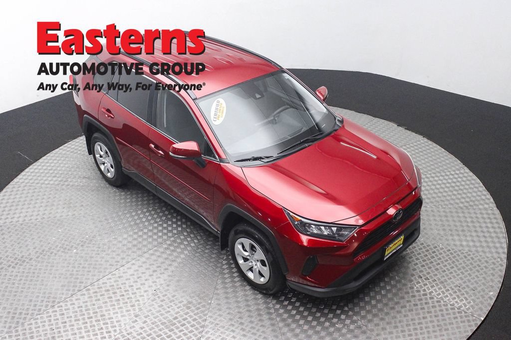 Used 2021 Toyota RAV4 LE AWD/4WD image 5
