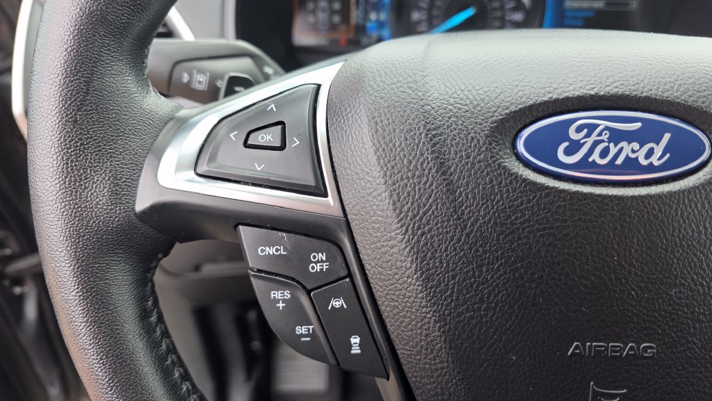 Used 2022 Ford Edge SEL w/ Convenience Package AWD/4WD image 16