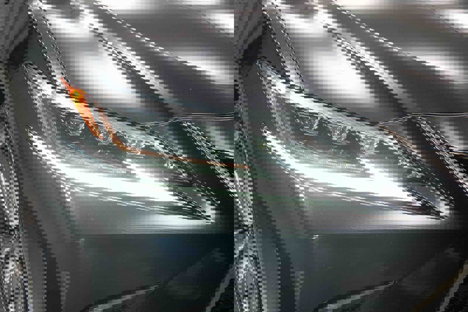 Used 2019 Lexus ES 350 F Sport w/ Accessory Package image 4