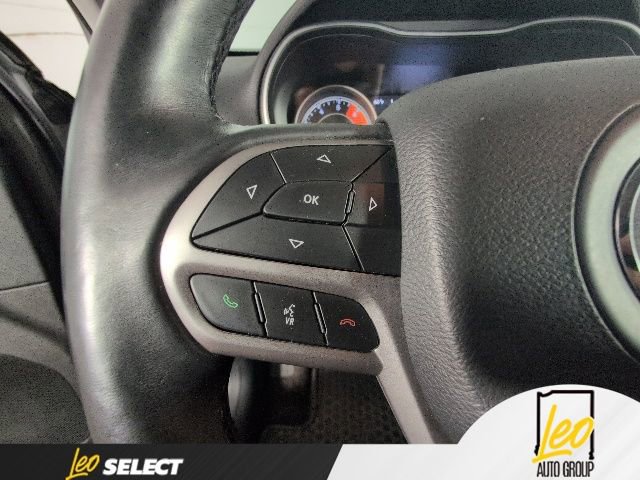 Used 2019 Jeep Cherokee Limited AWD/4WD image 15