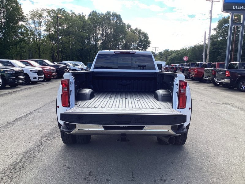 New 2026 Chevrolet Silverado 3500 LT w/ Safety Package AWD/4WD image 16