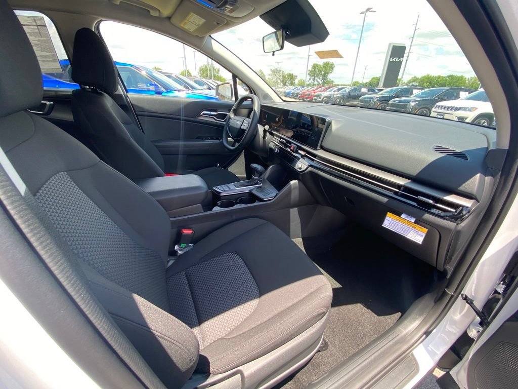 New 2026 Kia Sportage LX FWD image 26