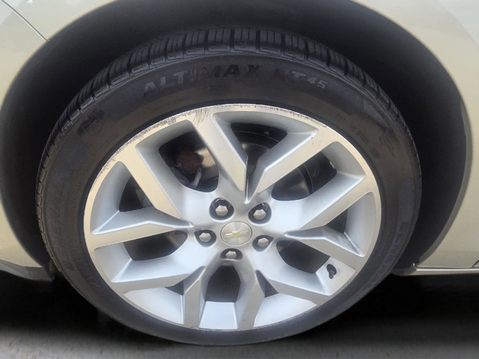 Used 2015 Chevrolet Impala LTZ image 26