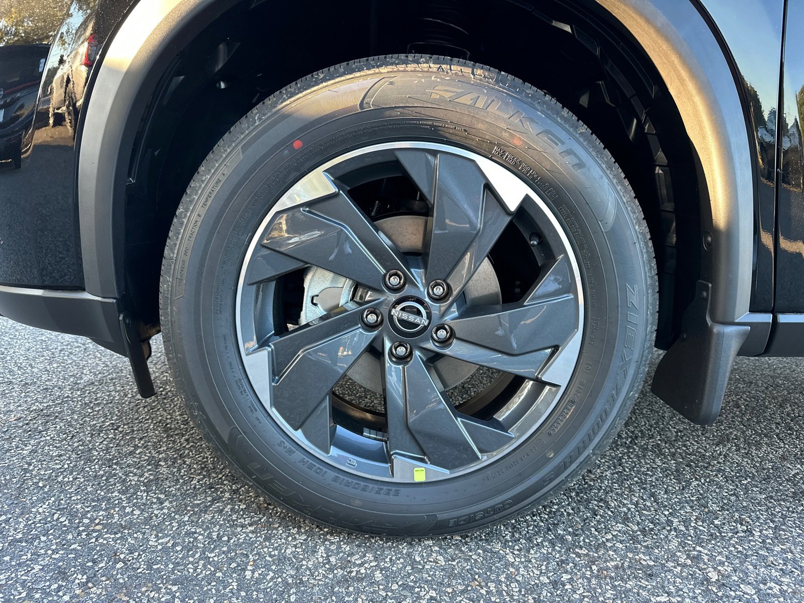 New 2026 Nissan Rogue SV w/ SV Premium Package image 11