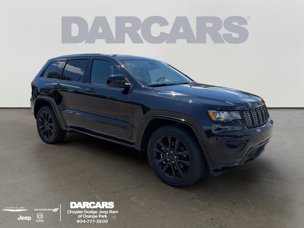 Used 2022 Jeep Grand Cherokee Laredo X RWD image 1