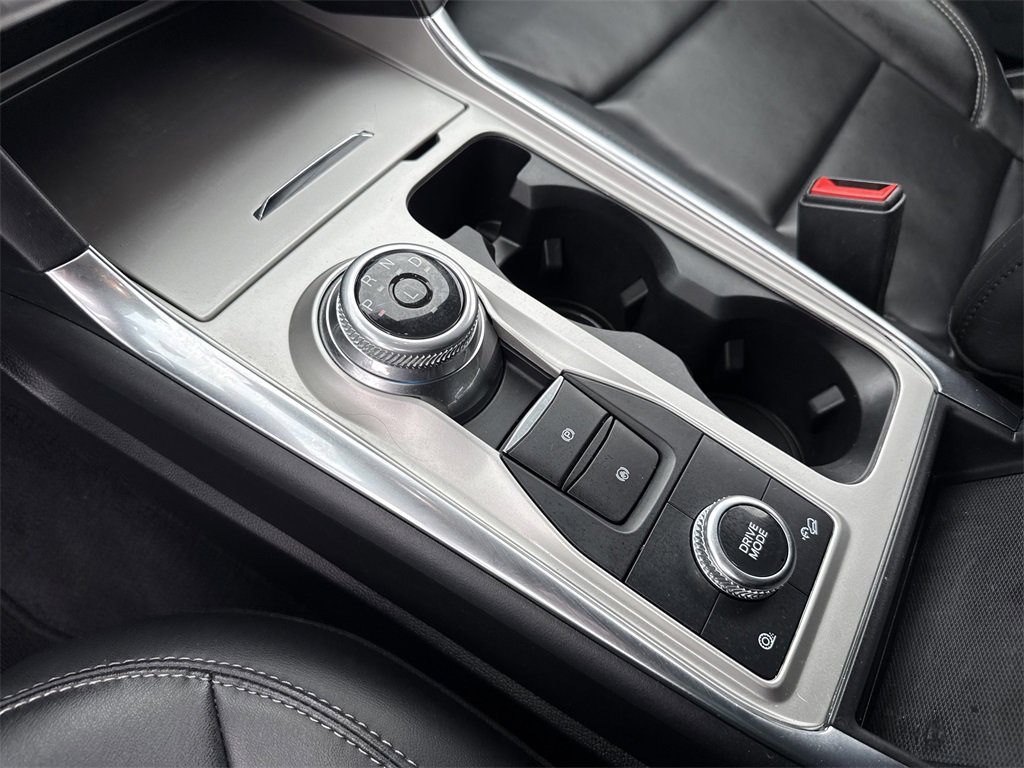 Used 2022 Ford Explorer XLT w/ Equipment Group 202A image 31