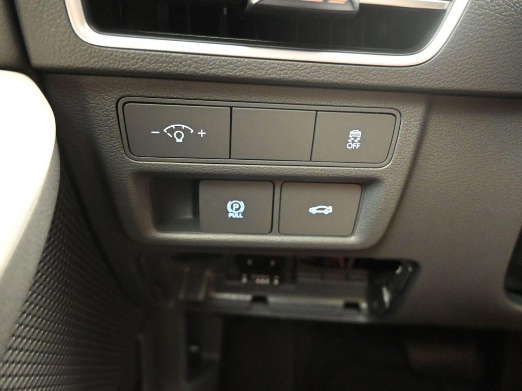 New 2025 Hyundai Sonata SEL FWD image 22